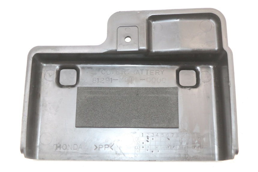 photo de TAPA BATERIA HONDA FJS SILVER WING SILVERWING 400 (2005 - 2008) - Zoom estado de uso