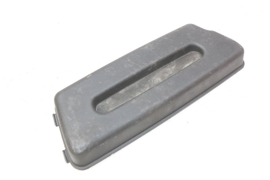 photo de TAPA DE BATERÍA PIAGGIO FLY 2T 50 (2004 - 2017) - Vista principal