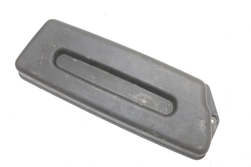 photo de TAPA BATERIA PIAGGIO FLY 4T 50 (2004 - 2010) - Detalle de la pieza