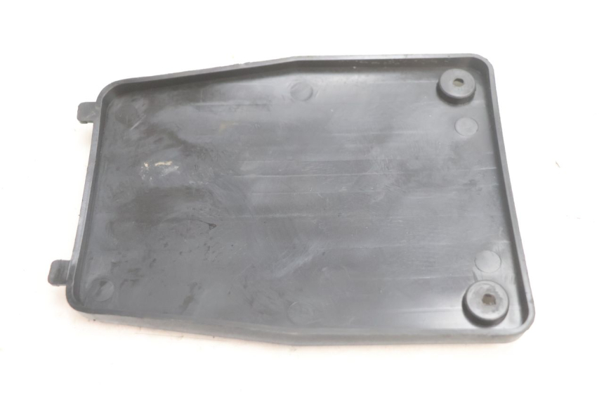 photo de TAPA BATERIA VASTRO GP 2T 50 (2013 - 2017) - Primer plano técnico
