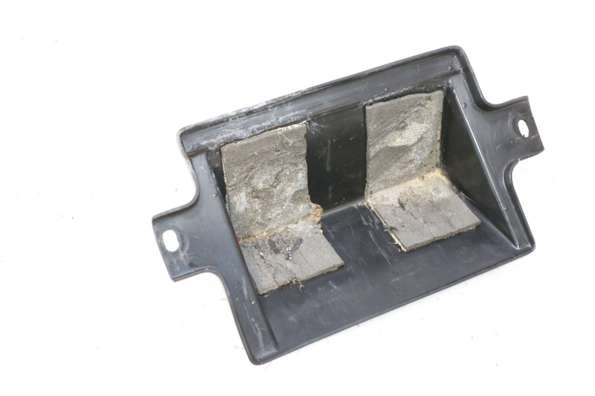 photo de TAPA BATERIA SUZUKI GSF N BANDIT 1200 (2001 - 2005) - Otra perspectiva