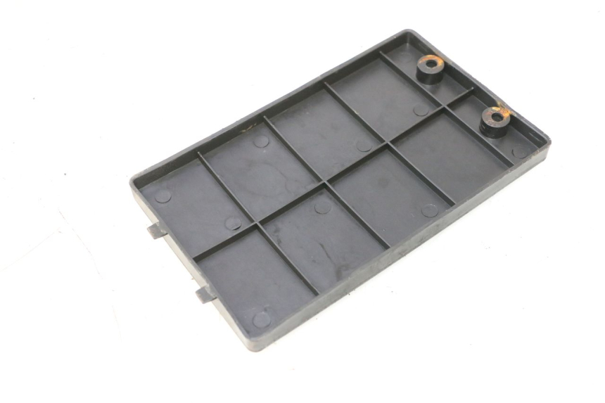 photo de TAPA BATERIA RIDE JUMP 2T 50 (2012 - 2017) - Detalle de la pieza