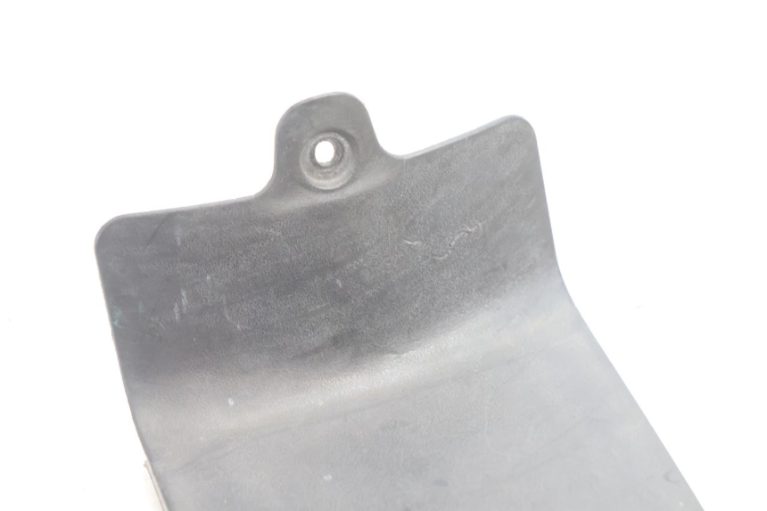photo de TAPA BATERIA PEUGEOT KISBEE 2T 50 (2010 - 2017) - Detalle de la pieza