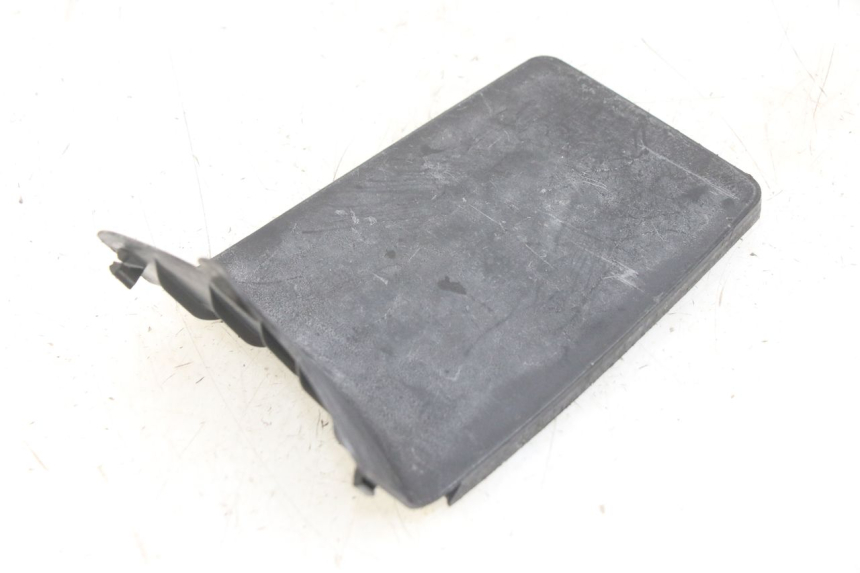 photo de TAPA DE BATERÍA PEUGEOT KISBEE 4T 50 (2010 - 2017) - Zoom estado de uso