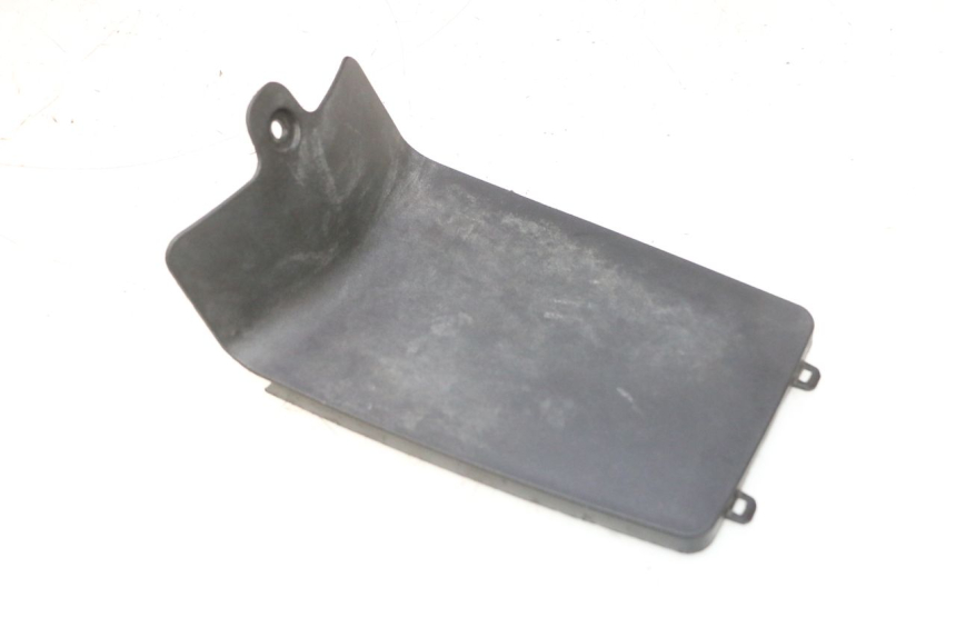 photo de TAPA BATERIA PEUGEOT KISBEE 4T 50 (2023 - 2026) - Vista principal