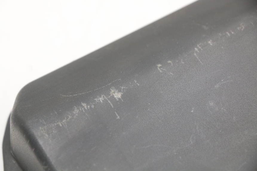 photo de TAPA BATERIA PIAGGIO LIBERTY 4T 50 (2018 - 2021) - Otra perspectiva