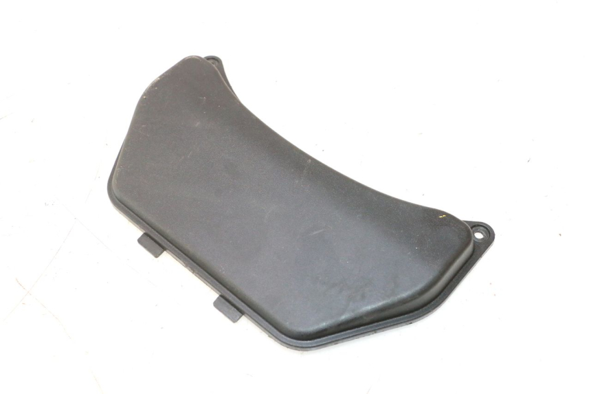 photo de TAPA BATERIA PIAGGIO LIBERTY IGET 4T 50 (2021 - 2025) - Detalle de la pieza