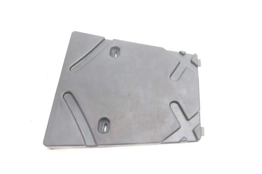 photo de TAPA BATERIA LONGJIA LJ50QT 8M 2T 50 (2010 - 2017) - Detalle de la pieza