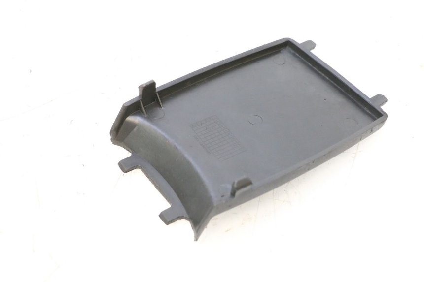 photo de TAPA BATERIA KEEWAY MATRIX RX9 125 (2006 - 2007) - Zoom estado de uso