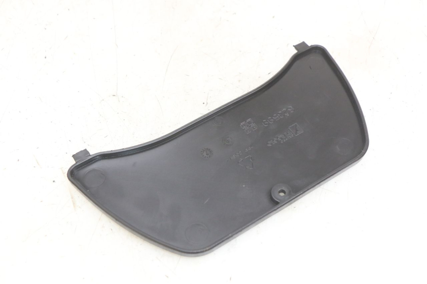 photo de TAPA DE BATERÍA PIAGGIO MP3 LT 400 (2007 - 2012) - Detalle de la pieza