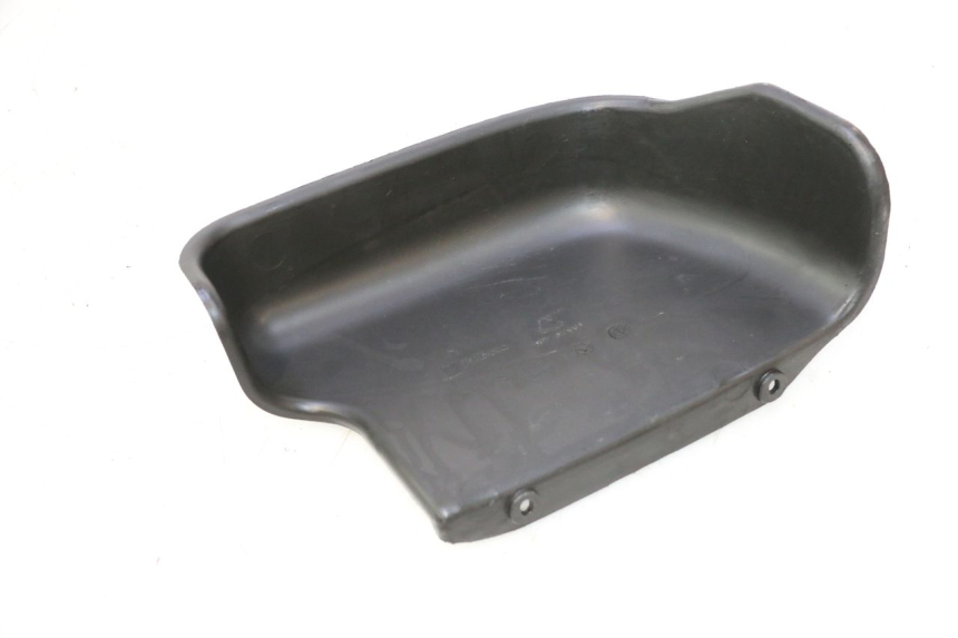 photo de TAPA BATERIA PIAGGIO MP3 LT 300 (2010 - 2016) - Detalle de la pieza