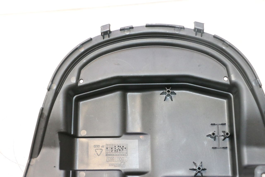 photo de TAPA BATERIA PIAGGIO MP3 500 (2016 - 2018) - Vista general del producto