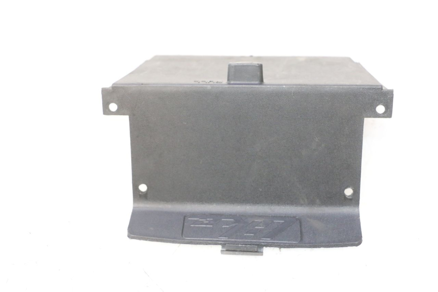photo de TAPA BATERIA KYMCO LIKE 4T 50 (2019 - 2025) - Vista general del producto