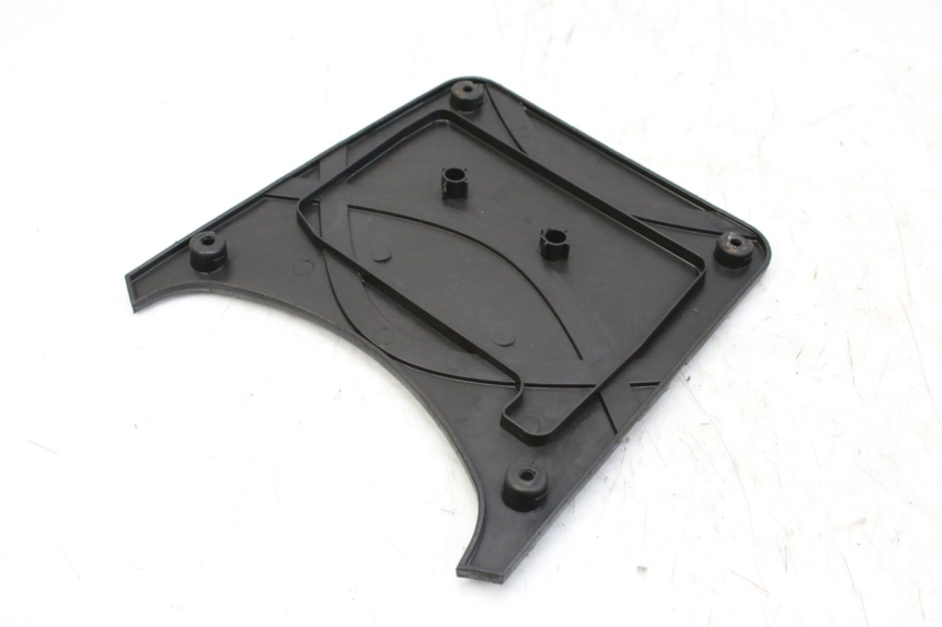 photo de TAPA DE BATERÍA SYM ORBIT 2 4T 50 (2018 - 2022) - Detalle de la pieza