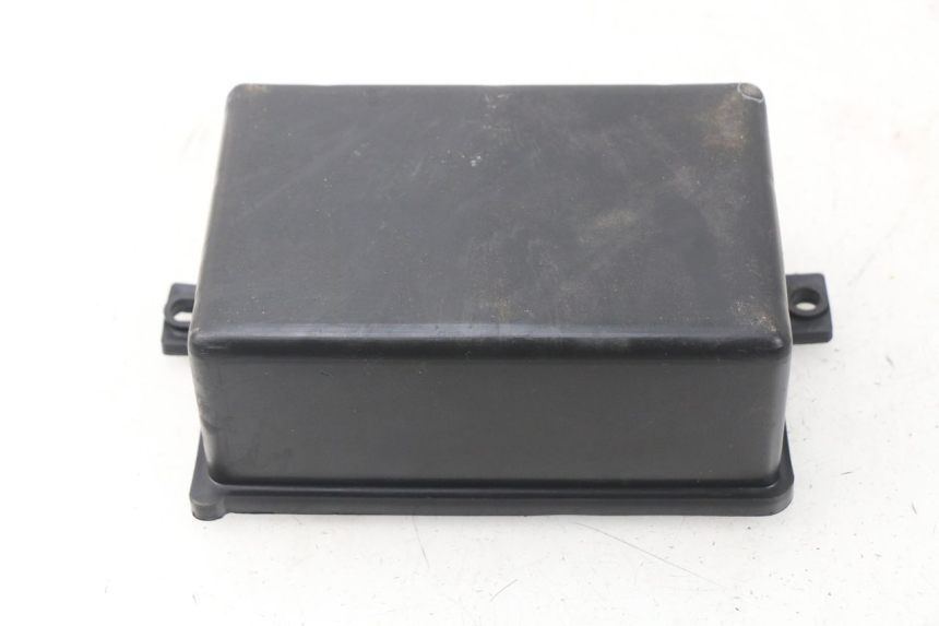 photo de TAPA DE LA BATERíA SYM ORBIT III 3 4T 50 (2018 - 2021) - Detalle de la pieza