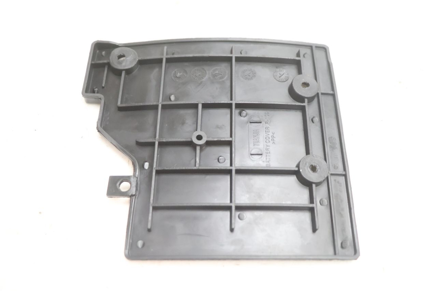 photo de TAPA BATERIA TNT MOTOR ROMA 10' 2T 50 (2011 - 2018) - Otra perspectiva