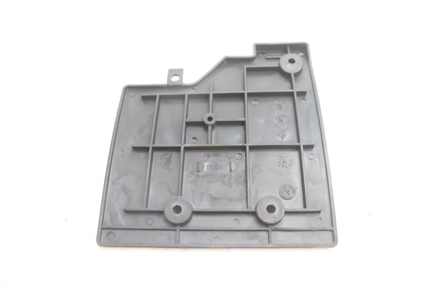 photo de TAPA DE BATERÍA TNT MOTOR ROMA 12' 2T 50 (2007 - 2018) - Zoom estado de uso