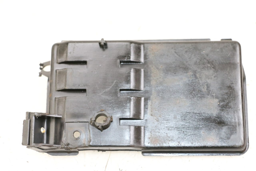 photo de TAPA BATERIA GILERA RUNNER LC 50 (1997 - 1998) - Zoom estado de uso