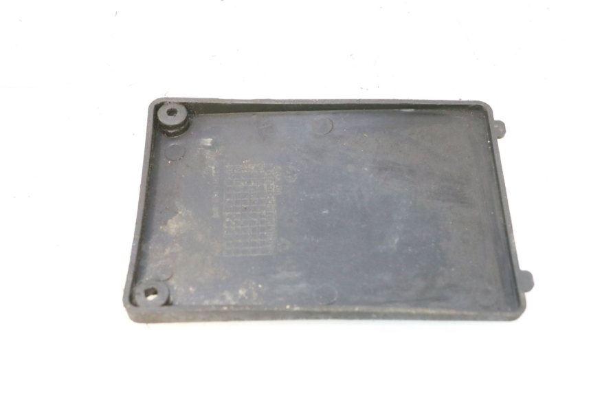 photo de TAPA DE BATERÍA KEEWAY RY6 2T 50 (2011 - 2019) - Detalle de la pieza