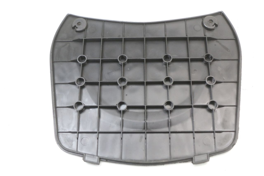 photo de TAPA DE BATERÍA JM MOTORS SANTANA 50 (2014 - 2023) - Zoom estado de uso