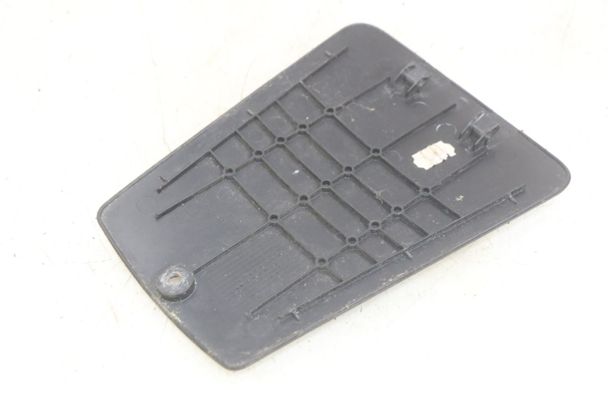 photo de TAPA DE BATERÍA PEUGEOT SPEEDFIGHT LC 50 (1996 - 2002) - Zoom estado de uso