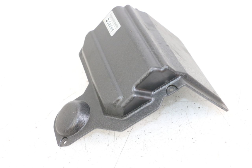 photo de TAPA BATERIA APRILIA SR MOTARD 50 (2012 - 2018) - Zoom estado de uso