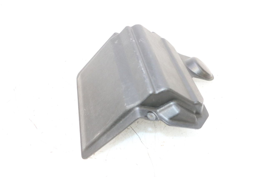 photo de TAPA BATERIA APRILIA SR MOTARD 50 (2012 - 2018) - Zoom estado de uso