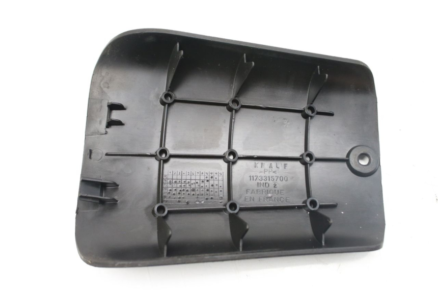 photo de TAPA DE LA BATERíA PEUGEOT TKR TREKKER FURIOUS 50 (2005 - 2014) - Zoom estado de uso