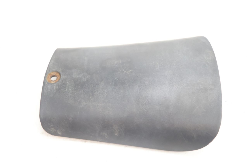 photo de TAPA DE LA BATERíA PEUGEOT TKR TREKKER FURIOUS 50 (2005 - 2014) - Detalle de la pieza
