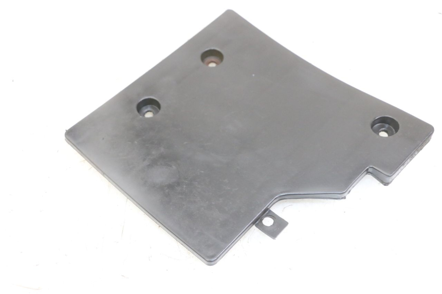 photo de TAPA DE BATERÍA TNT MOTOR ROMA 10' 4T 50 (2019 - 2022) - Zoom estado de uso