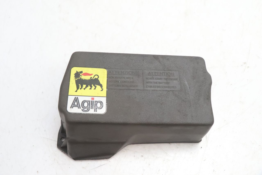 photo de TAPA BATERIA PIAGGIO TYPHOON 50 (2000 - 2009) - Detalle de la pieza