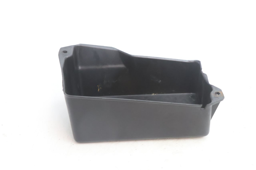 photo de TAPA BATERIA PIAGGIO TYPHOON 50 (2000 - 2009) - Zoom estado de uso