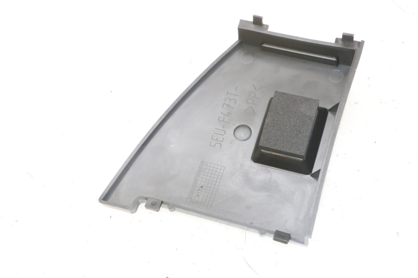 photo de TAPA BATERIA YAMAHA WHY 50 (1998 - 2000) - Zoom estado de uso