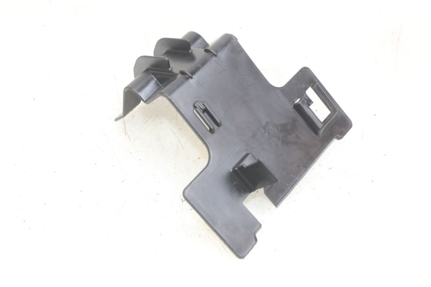 photo de TAPA DE BATERÍA YAMAHA X-MAX XMAX 125 (2010 - 2013) - Zoom estado de uso