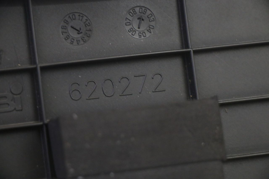 photo de TAPA DE BATERÍA PIAGGIO XEVO - X EVO 125 (2007 - 2017) - Vista general del producto