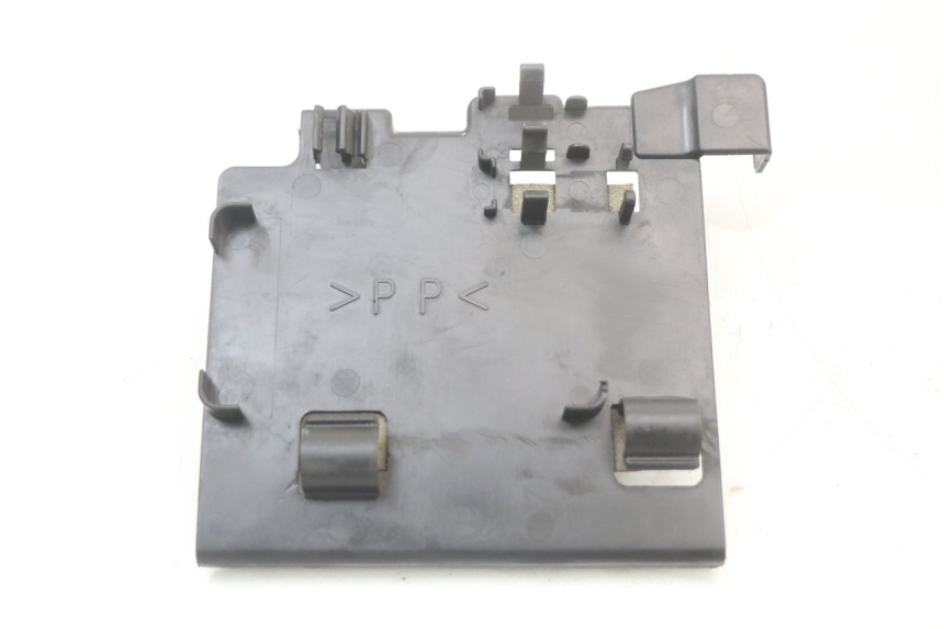 photo de TAPA BATERIA YAMAHA XVS DRAG STAR DRAGSTAR 650 (1997 - 2007) - Detalle de la pieza