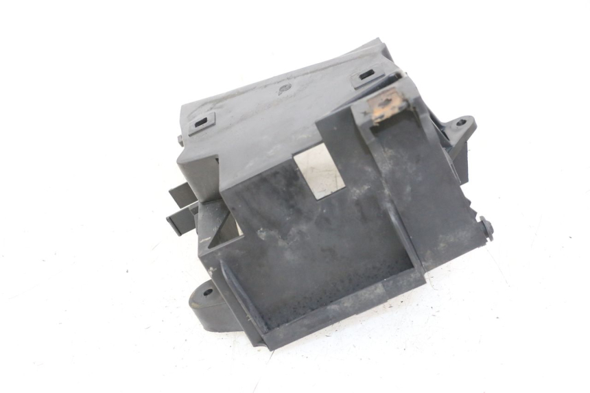 photo de TAPA BATERIA YAMAHA XVS DRAG STAR DRAGSTAR 650 (1997 - 2007) - Características distintivas