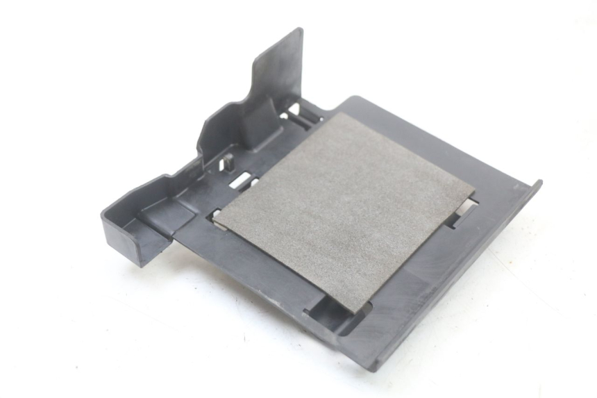 photo de TAPA BATERIA YAMAHA XVS DRAG STAR DRAGSTAR 650 (1997 - 2007) - Estado de la superficie y material