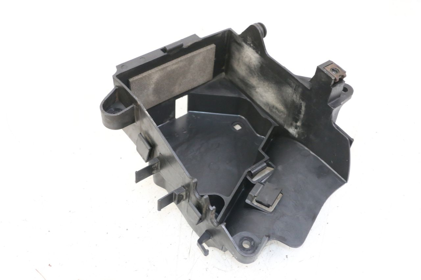 photo de TAPA BATERIA YAMAHA XVS DRAG STAR DRAGSTAR 650 (1997 - 2007) - Recambio usado revisado