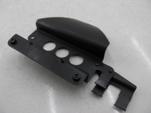 photo de TAPA BATERIA YAMAHA TDM 900 (2004 - 2006) - Otra perspectiva