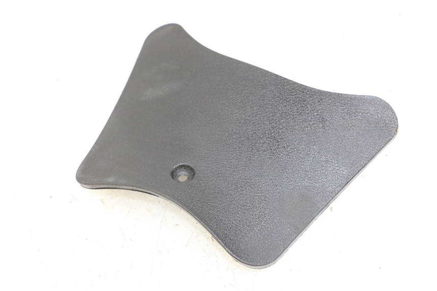 photo de TAPA BATERIA YAMAHA YP MAJESTY 125 (2002 - 2006) - Vista principal