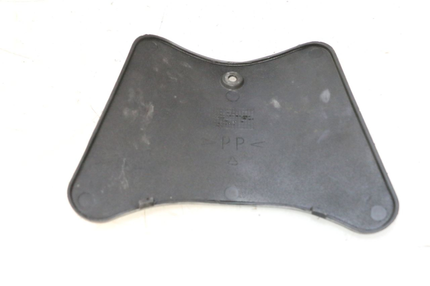 photo de TAPA BATERIA YAMAHA YP MAJESTY 125 (2002 - 2006) - Otra perspectiva
