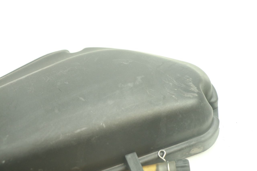photo de TAPA FILTRO AIRE KYMCO AGILITY 4T 50 (2018 - 2022) - Zoom estado de uso