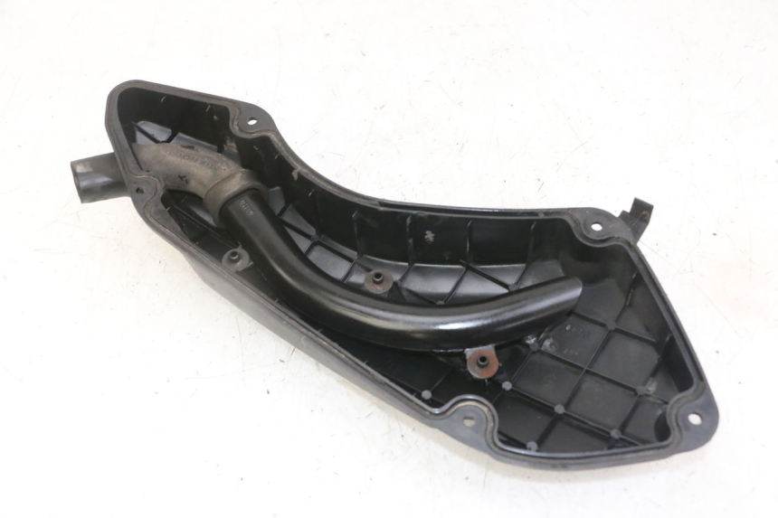 photo de TAPA FILTRO AIRE SUZUKI BURGMAN 125 (2007 - 2014) - Detalle de la pieza