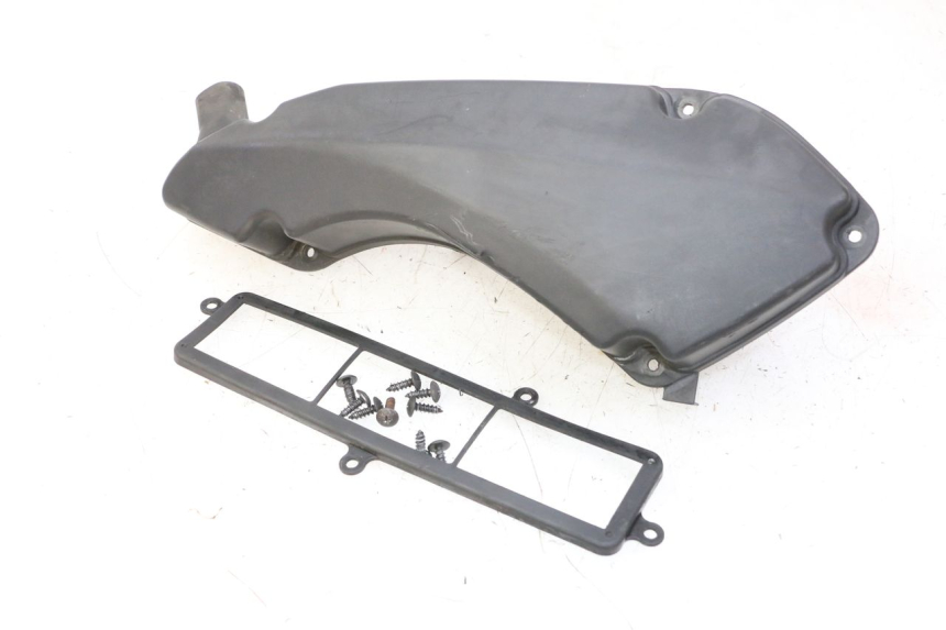 photo de TAPA FILTRO AIRE SUZUKI BURGMAN 125 (2007 - 2014) - Otra perspectiva