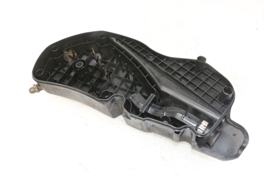 photo de TAPA FILTRO AIRE PIAGGIO MP3 LT 400 (2007 - 2012) - Detalle de la pieza