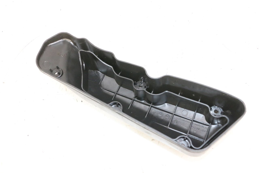 photo de TAPA FILTRO AIRE PIAGGIO NEW TYPHOON 50 (2018 - 2021) - Detalle de la pieza