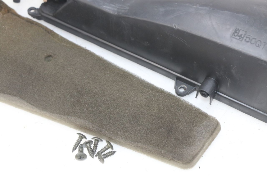 photo de TAPA DE FILTRO DE AIRE JM MOTORS OLDIES 4T 50 (2010 - 2020) - Primer plano técnico