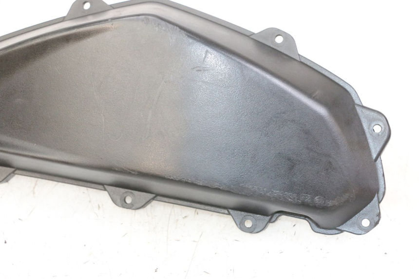 photo de TAPA FILTRO AIRE PEUGEOT STREETZONE I 2T 50 (2018 - 2020) - Primer plano técnico