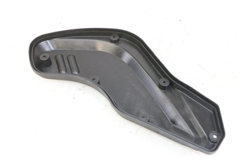 photo de TAPA FILTRO AIRE PEUGEOT VIVACITY 125 (2010 - 2017) - Detalle de la pieza